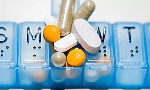 药品免费的正能量WWW正能量标签怎么做?