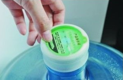桶装水二维码免费的正能量WWW正能量标签微信营销及制作过程